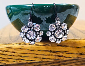 Vintage Clear Austrian Crystal Daisy Flower Drop Earrings Dark Silver Tone